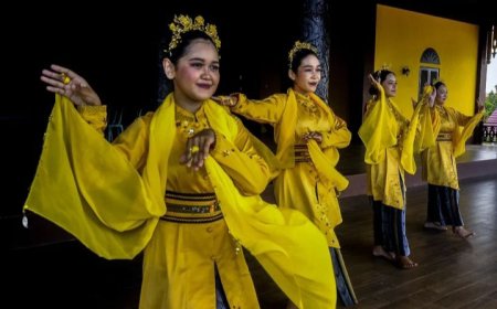 Tarian Ronggeng Paser Jadi Ikon dan Identitas Masyarakat Suku Paser