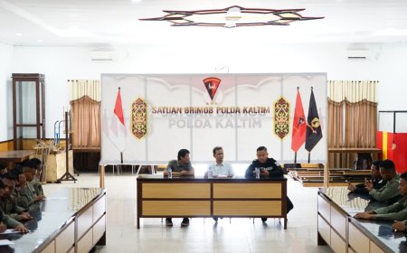 30 Personel Satbrimob Ikuti Pelatihan Pembuatan Narasi Pemberitaan oleh Tim Konsultan Bidhumas Polda Kaltim