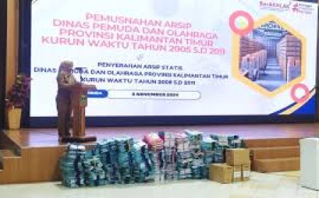 DPK dan Dispora Kaltim Laksanakan Pemusnahan Arsip Lama Sesuai Standar ANRI