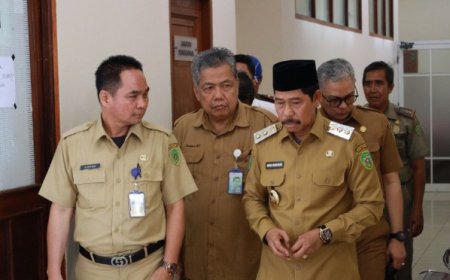 Sidak Tiga OPD, Wakil Bupati PPU Abdul Waris Tegaskan Pentingnya Kedisiplinan ASN