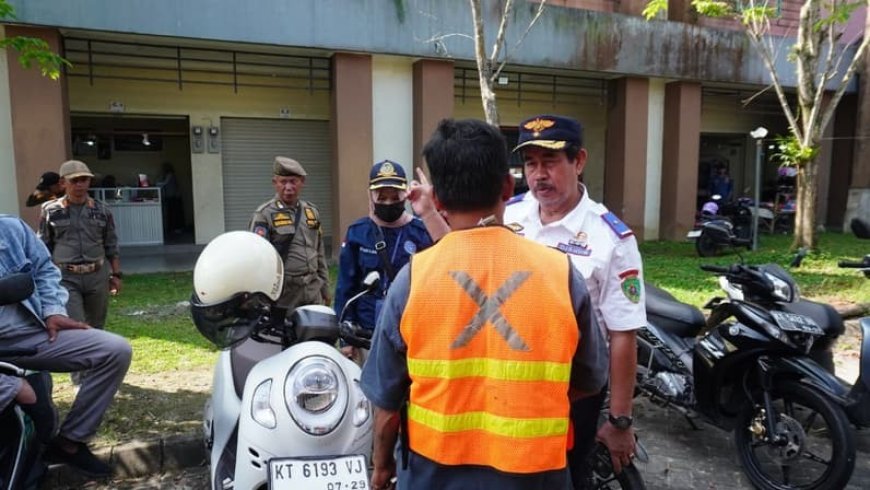 Dishub PPU Fokus Tingkatkan Profesionalisme Juru Parkir untuk Dongkrak Pendapatan Daerah
