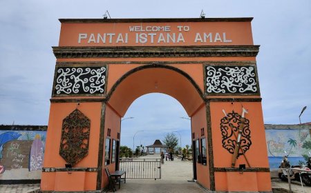 Pesona Keindahan Pantai Istana Amal di Penajam: Liburan tak terlupakan Menanti
