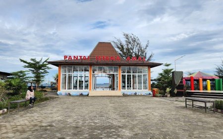 Pantai Istana Amal Alami Penurunan Jumlah Wisatawan