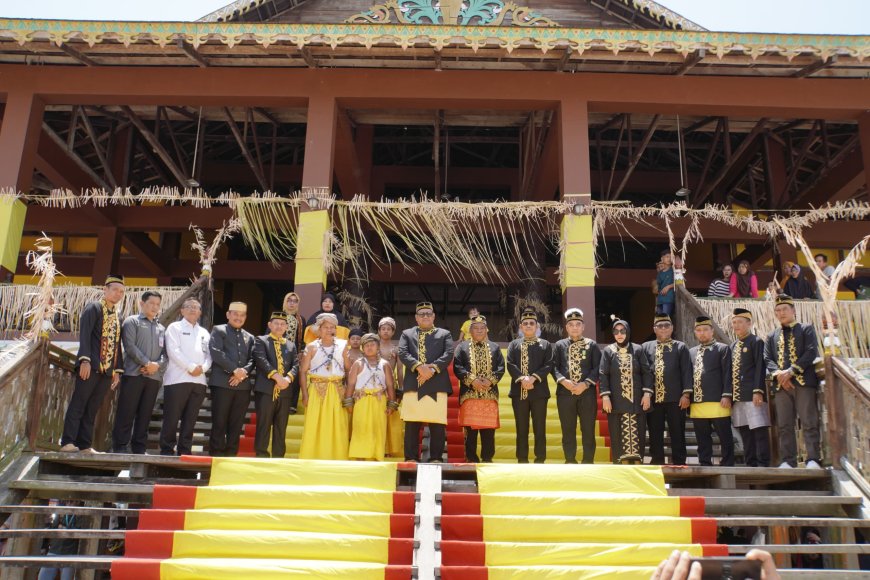 PPU: Perpaduan Tiga Pilar Budaya Suku Paser yang Memukau