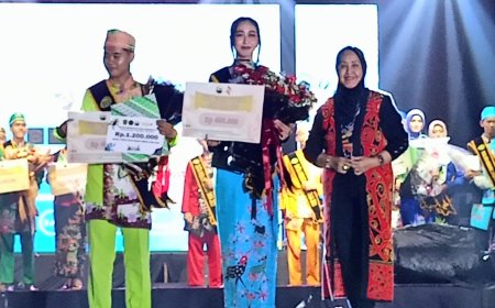 Kepala Disbudpar PPU Resmi Buka Grand Final Duta Wisata Benuo Taka 2025