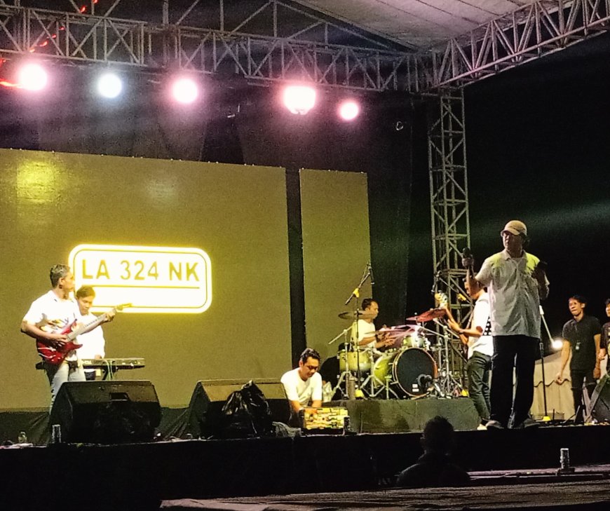 Labrank Band Sukses Guncang Panggung Pembukaan PPU FEST Meski Diguyur Hujan
