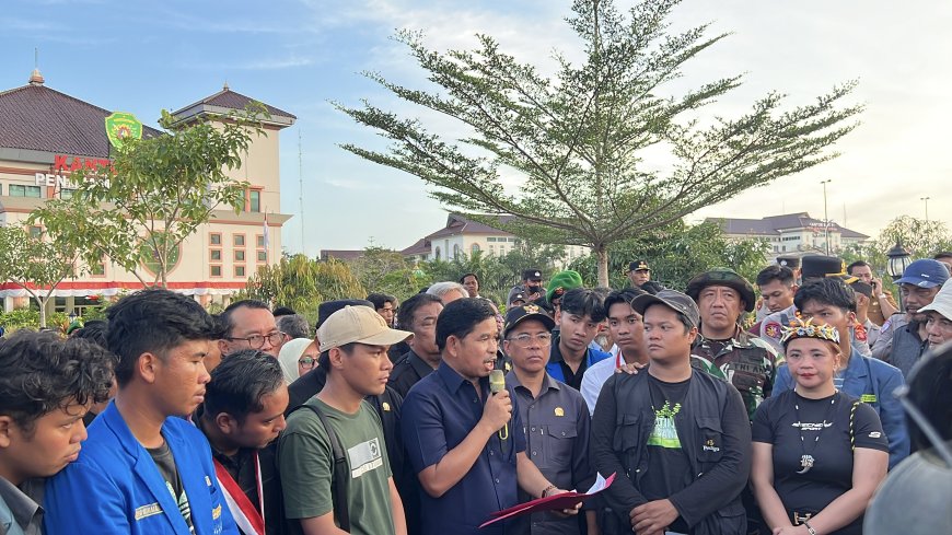 Ketua DPRD PPU Raup Muin Tegaskan Siap Kawal dan Setujui Seluruh Tuntutan Mahasiswa dan Masyarakat