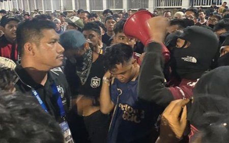 HUT ke-110 PSM Makassar Diwarnai Aksi Suporter, Desak Dirut Sadikin Aksa Mundur