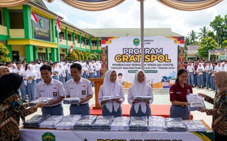 Seragam Gratis Pemprov Kaltim Dipuji Siswa, Dinilai Ringankan Beban Orang Tua