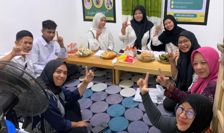PKBM Homeschooling Farah Torehkan Prestasi Membanggakan, Seluruh Siswa Paket C Lulus 100 Persen