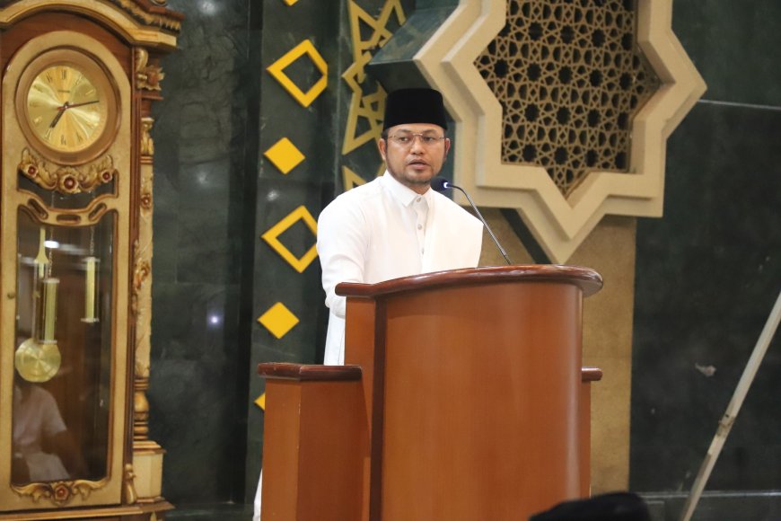 Ribuan Jemaah Padati Islamic Center Samarinda, Gubernur Harum Ajak Perkuat Kepedulian Sosial di Momentum Iduladha